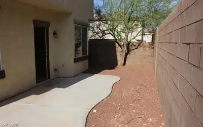 3711 Lodina Court, Las Vegas, NV 89141 Yard