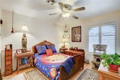 513 Amber Horizon Street Bedroom
