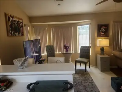 2409 Floyd Court Dining Area