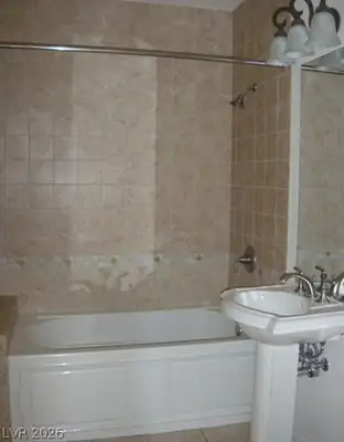 2405 West Serene Avenue 518 Bathroom