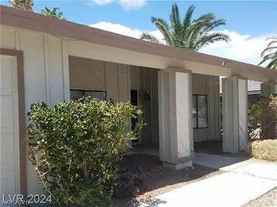 4639 Kristen Lane, Las Vegas, NV 89121 Entry