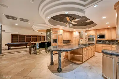 2426 Palomino Lane, Las Vegas, NV 89107 Kitchen