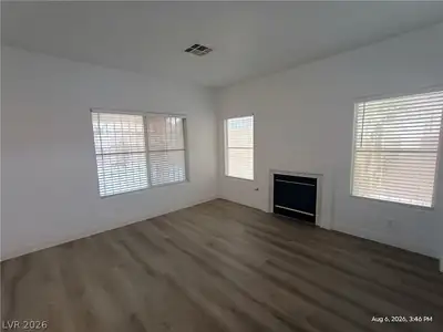 7501 Frontier Ranch Lane, Las Vegas, NV 89113 Living Room