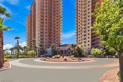 8255 Las Vegas Boulevard 610 Front of Structure
