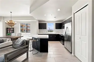 8255 Las Vegas Boulevard 610 Kitchen