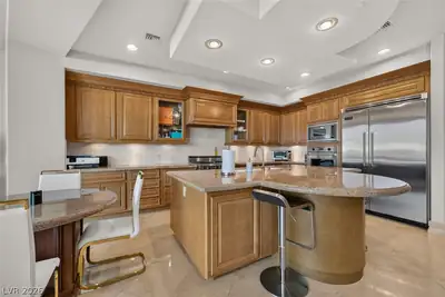 9101 Alta Drive 16 Kitchen