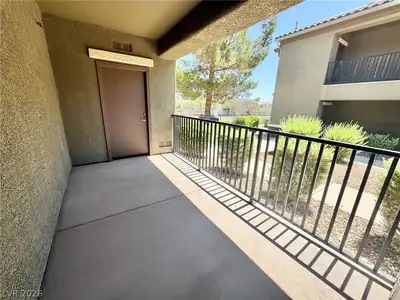 6868 Sky Pointe Drive 1036 Patio