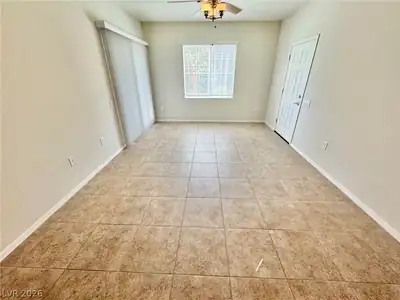 6868 Sky Pointe Drive 1036 Living Room