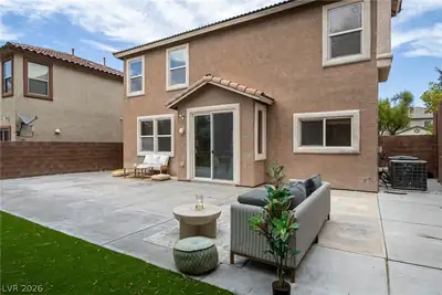 537 Lacabana Beach Drive Patio