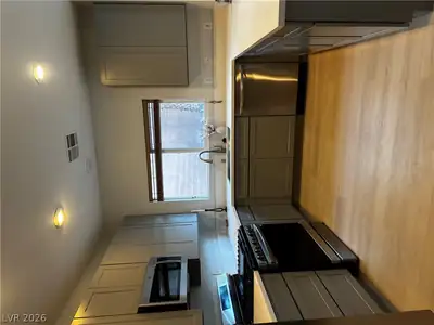537 Lacabana Beach Drive Kitchen