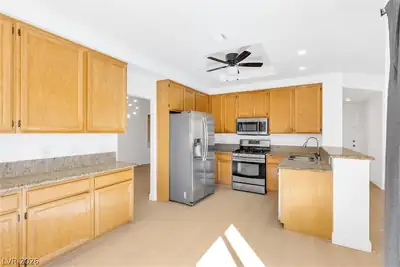 1444 Country Hollow Drive, Las Vegas, NV 89117 Kitchen