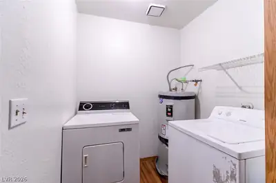 4201 Terrestrial Lane 223 Laundry