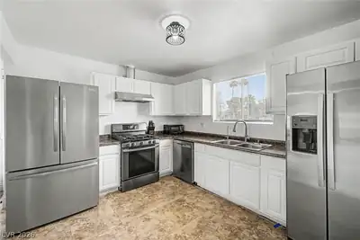 5357 Indian Wells Road, Las Vegas, NV 89110 Kitchen