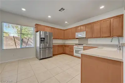 6444 Bristlebird Street, North Las Vegas, NV 89084 Kitchen