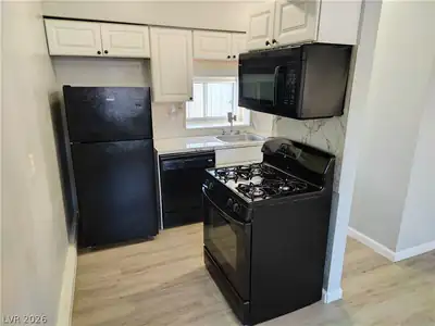 4619 Garden Place Casita Kitchen