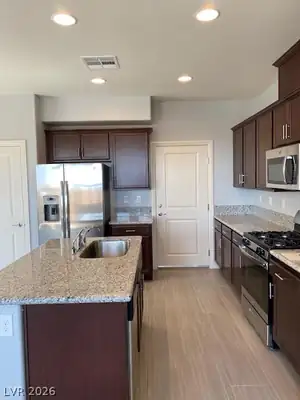 1809 Cosmo Star Avenue, Las Vegas, NV 89081 Kitchen