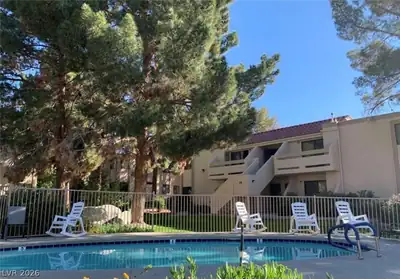 3810 Desert Marina Drive 199 Pool