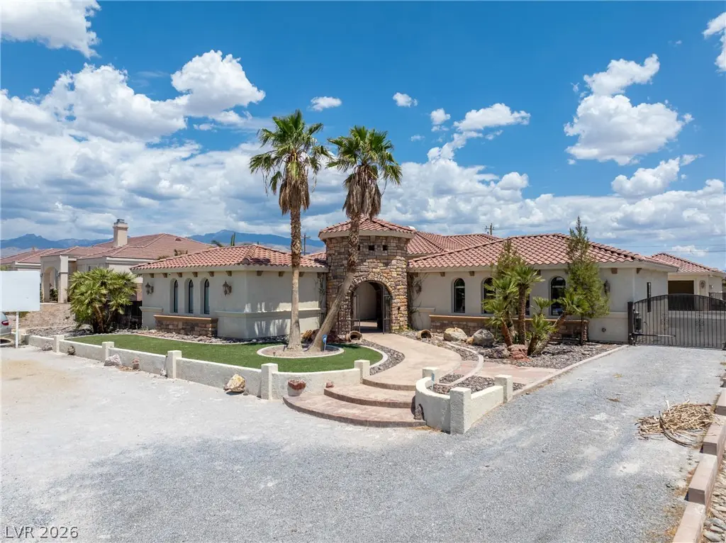 2181 East Winery Road