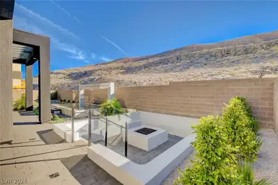 5289 Feathertop Drive Patio