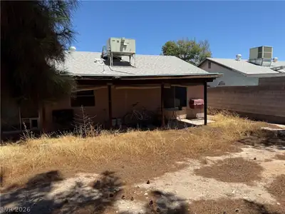 124 Montello Avenue, Las Vegas, NV 89110 Back of Structure