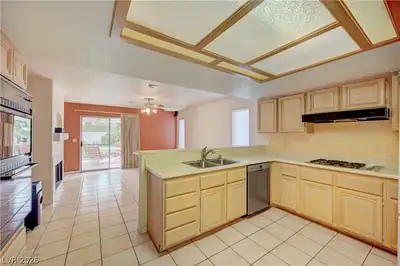 809 Upland Boulevard, Las Vegas, NV 89107 Kitchen