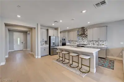 7572 Mount Spokane Court, Las Vegas, NV 89113 Kitchen