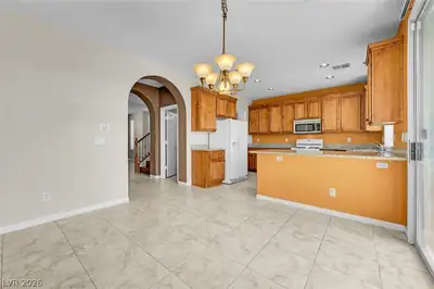 977 SPARKLING LIGHT Street, Henderson, NV 89052 Kitchen