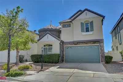 977 SPARKLING LIGHT Street, Henderson, NV 89052 Front of Structure