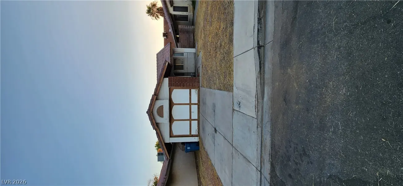3905 Rive Gauche Street, Las Vegas, NV 89115