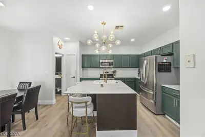 7484 South Butterton Court Kitchen