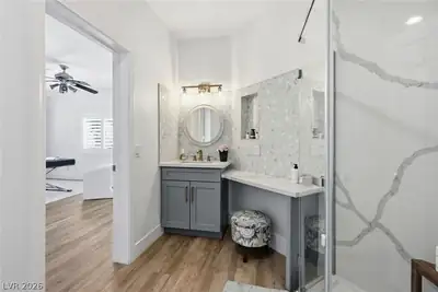 9615 Sedona Hills Court, Las Vegas, NV 89147 Primary Bathroom