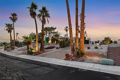 6744 Mountridge Drive, Las Vegas, NV 89110 Front of Structure