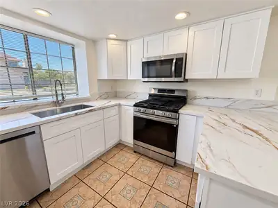 6544 Hartwood Road, Las Vegas, NV 89108 