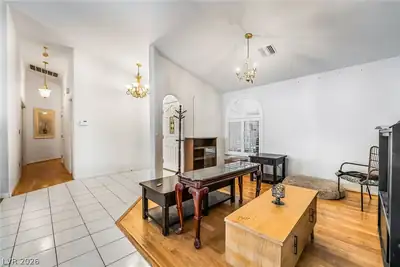 2621 Batelli Court, Las Vegas, NV 89121 Living Room