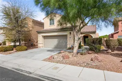 8116 Loma Del Ray Street, Las Vegas, NV 89131 Front of Structure