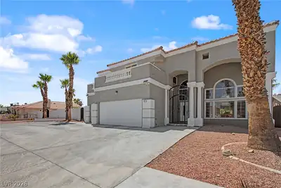 1931 Del Font Court, Las Vegas, NV 89117 
