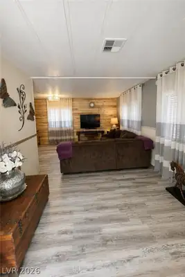 3360 Fort Smith Drive, Las Vegas, NV 89122 Living Room