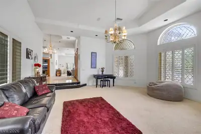 4301 Quadrel Street Living Room