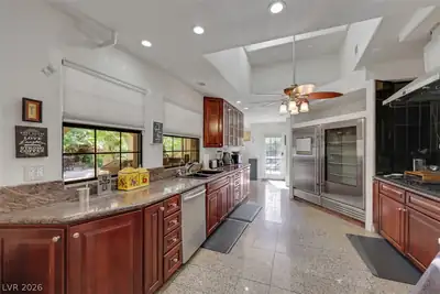4301 Quadrel Street Kitchen