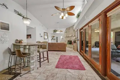 4301 Quadrel Street Dining Area