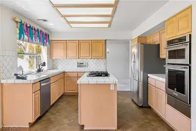 7429 Painted Shadows Way, Las Vegas, NV 89149 Kitchen