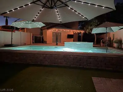 9800 Great Bend Drive, Las Vegas, NV 89117 Pool