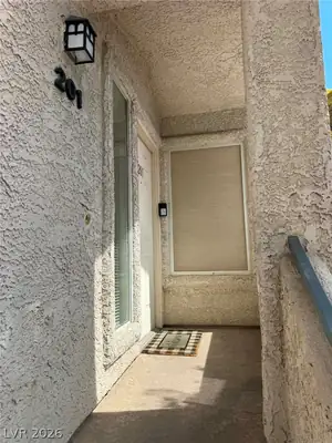 3115 Casey Drive 201 Entry
