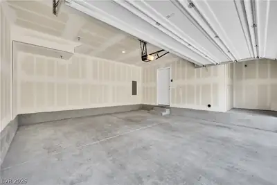 12185 Scarlet Ember Road 1 Garage