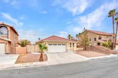 3726 Climbing Rose Street, Las Vegas, NV 89147 