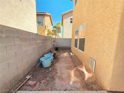 4937 Secret Rock Street, Las Vegas, NV 89122 Yard