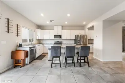 4622 Pointleaf Street, North Las Vegas, NV 89032 Kitchen