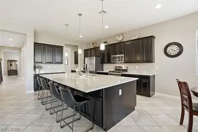 492 Heritage Bridge Avenue Kitchen