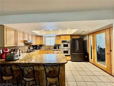 1720 Carlos Drive, Las Vegas, NV 89123 Kitchen