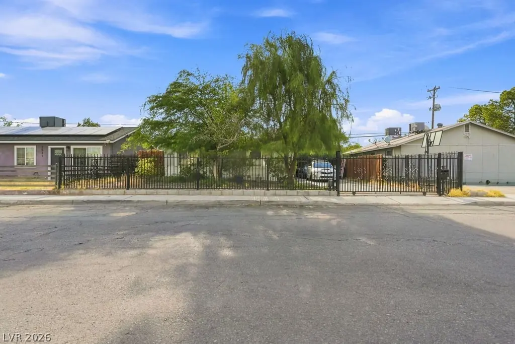2545 Salt Lake Street, North Las Vegas, NV 89030